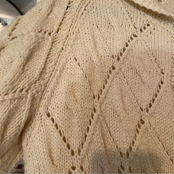 Hand knit Cozy Cream Knit Sweater - Picture 4 of 7